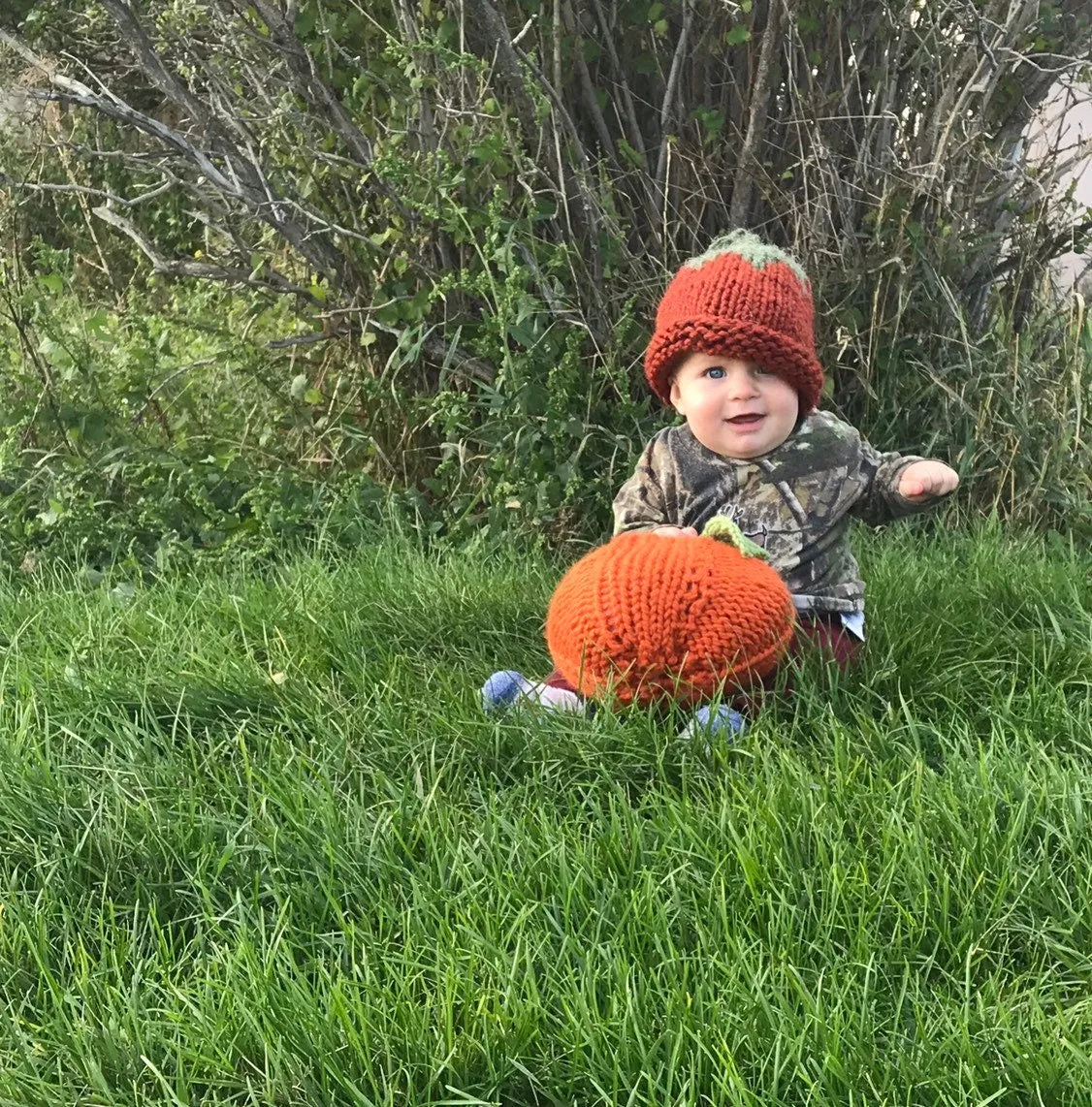 Baby Toddler Pumpkin Hat, Hand knit FAll Pumpkin Halloween Hat