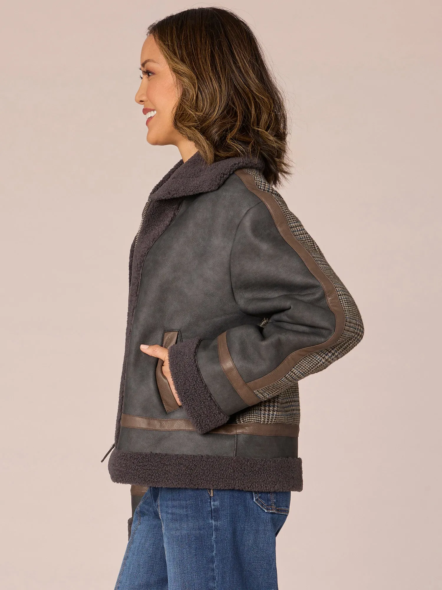 Long Sleeve Zip Front Wide Collar Jacket with Sherpa Lining