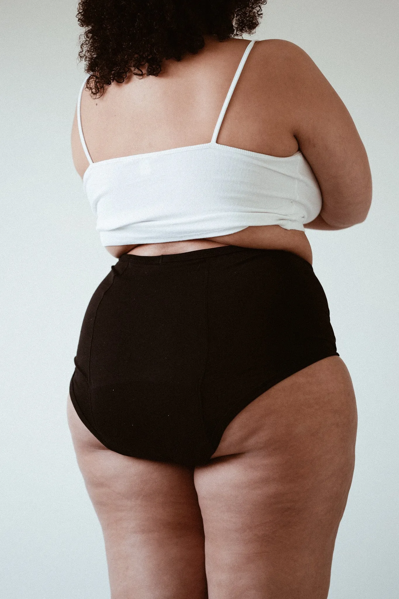Maya brief — Super Light Absorbency