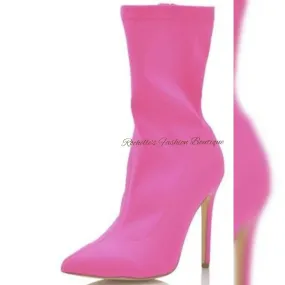 Maybel-OJ-PINK BOOTIES