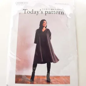 Pattern / pattern V neck frame peas