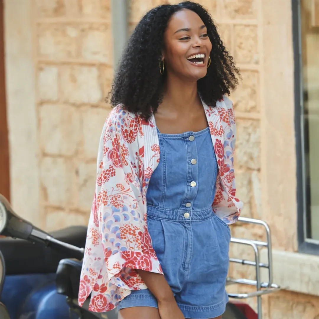 Short 'Confetti Scarlet' Kimono by One Hundred Stars
