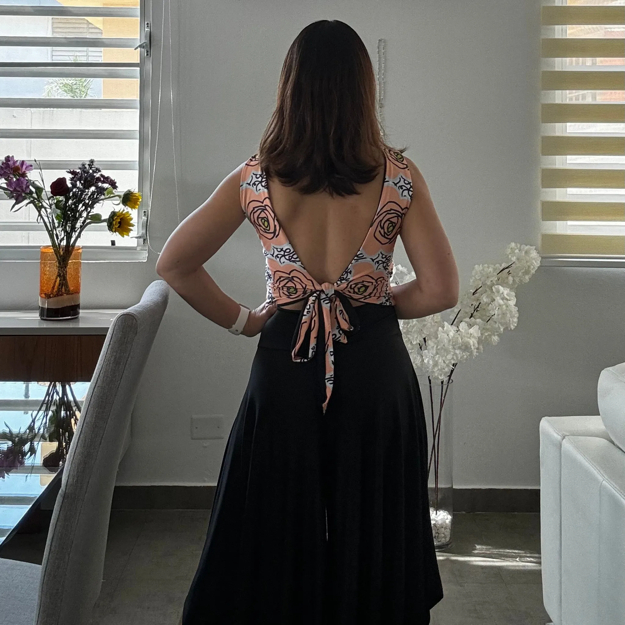 Tie top