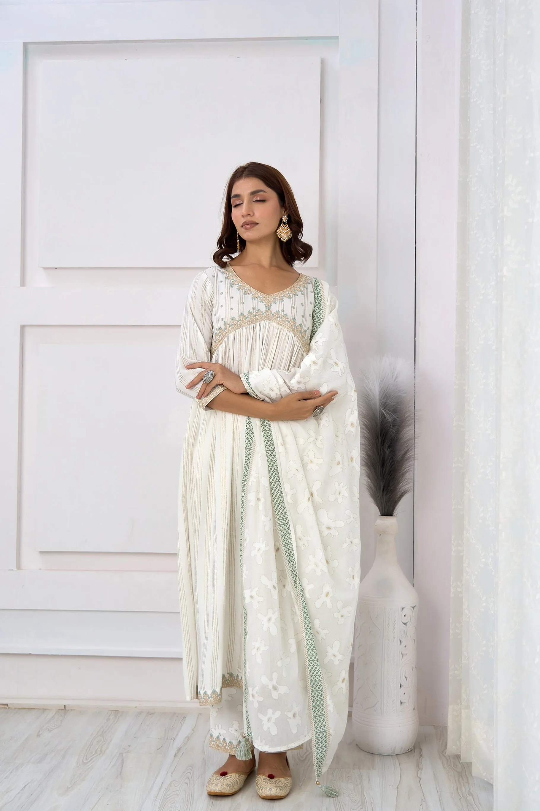 Womens Rayon White Alia Cut A-Line Kurta Pant and Dupatta With Fancy Potli Set